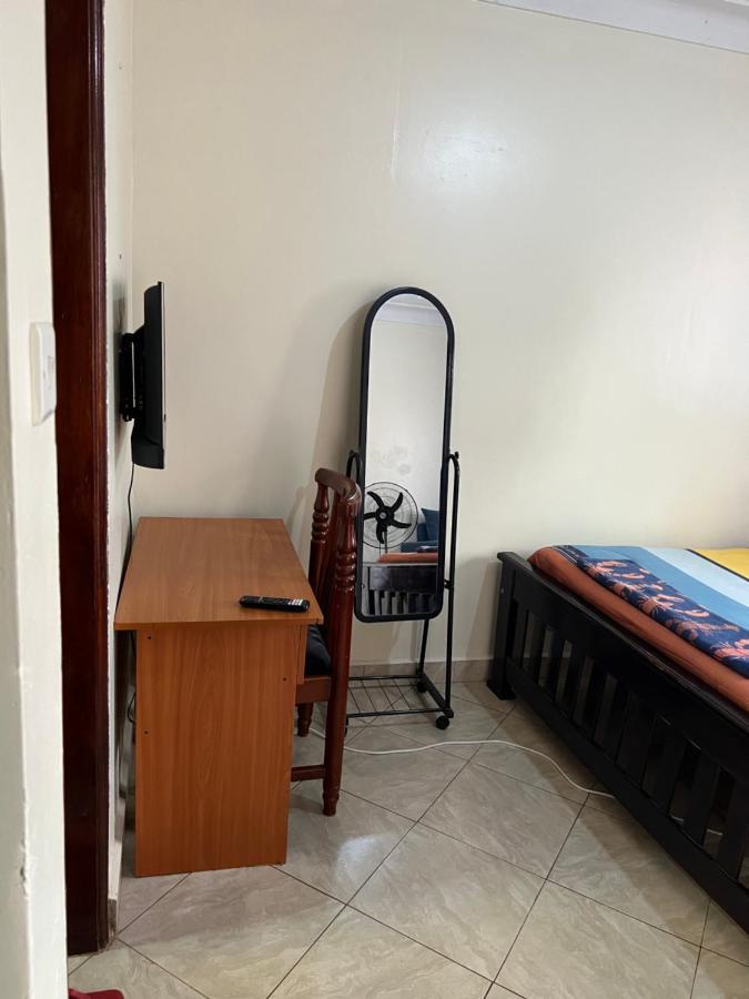 Lark Suites -Bukoto Кампала Екстериор снимка